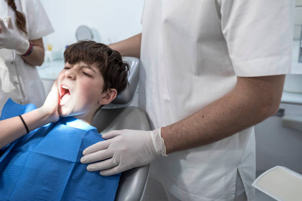  Scott Af, IL Emergency Dentist Pros